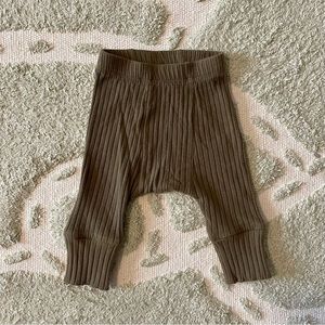 Kate Quinn Ribbed Organic Panda Pants in Olive Green - 0-3 Months